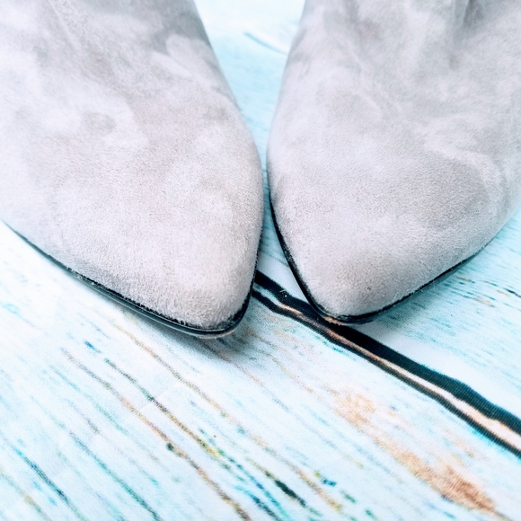 sz 8, Donald J. Pilsner, Tamy Bootie in Storm (Gray) - Picture 4 of 9